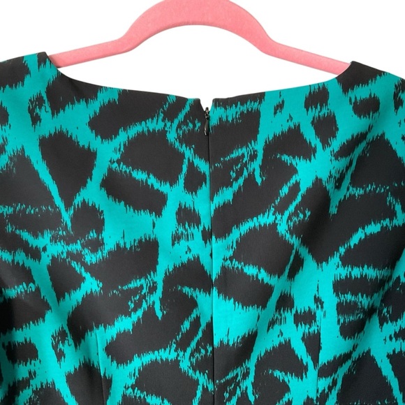 Calvin Klein Black and Blue Sheath Dress with Cap Sleeves and Scoop Neck - Picture 6 of 7